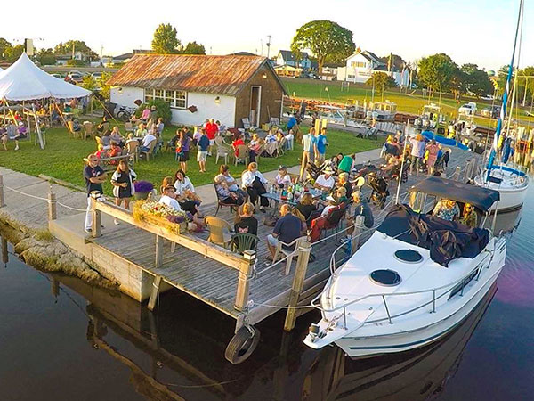 Mackinaw Trail Winery