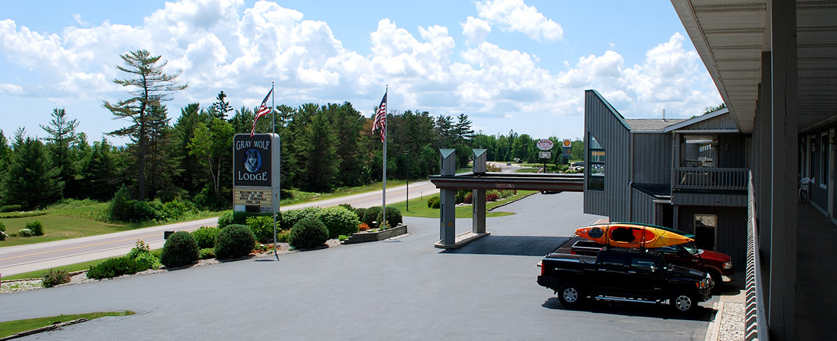 Gray Wolf Lodge