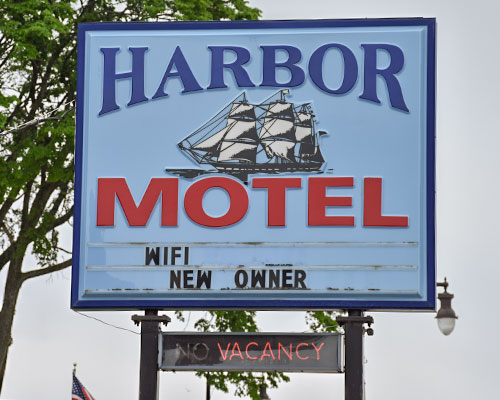 Harbor Motel
